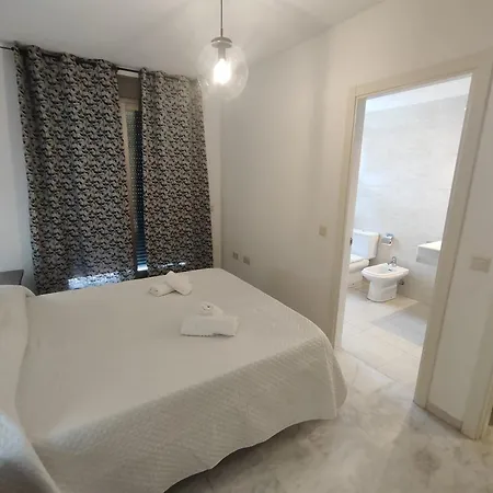 Puerto Marina Apartment- Holidays